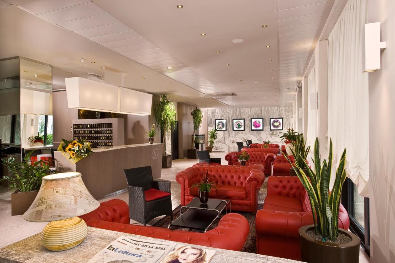 Hotel Napoleon Gabicce Mare Exteriör bild