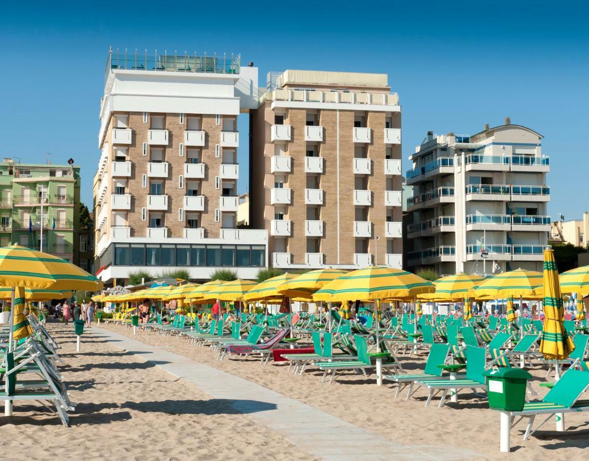 Hotel Napoleon Gabicce Mare Exteriör bild